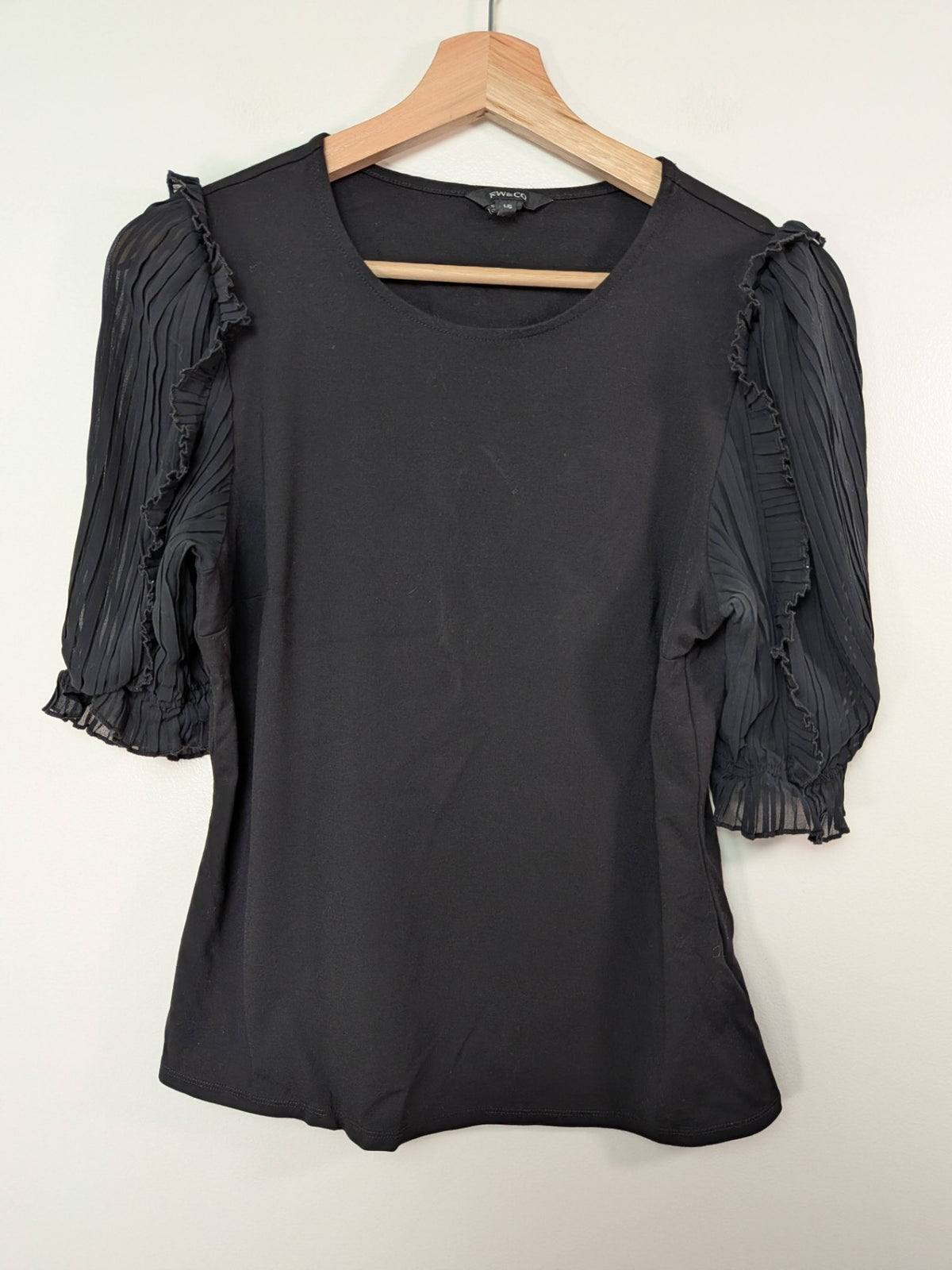 RW&Co. black blouse - L