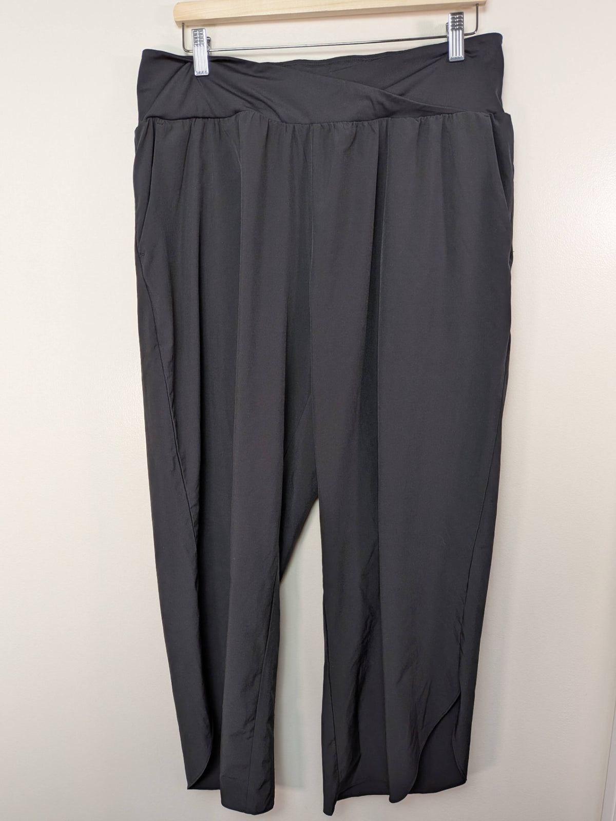 Halara black pants - XL