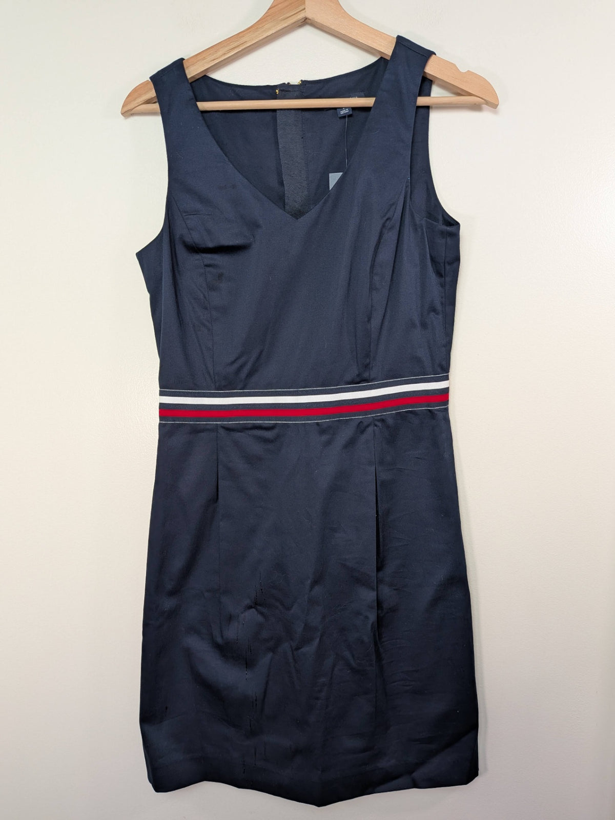 NWT Tommy Hilfiger dress - 6