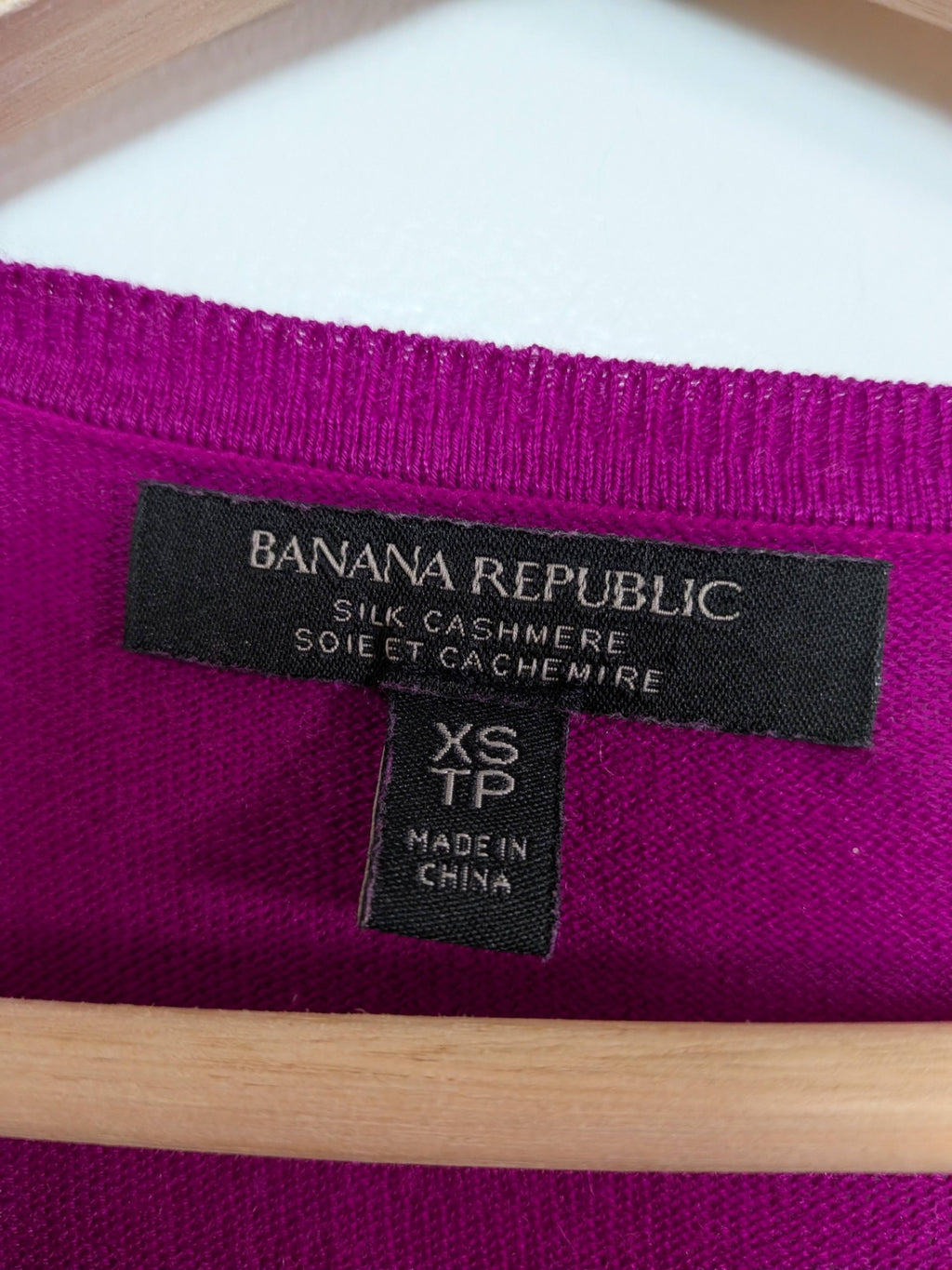 Banana Republic silk/cashmere sweater - XS