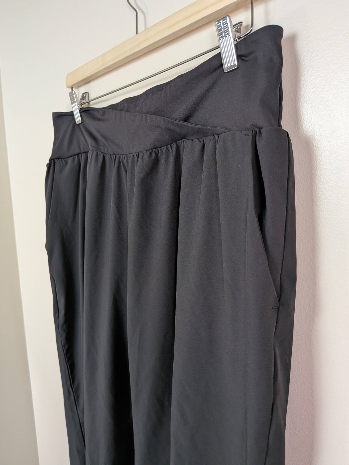 Halara black pants - XL