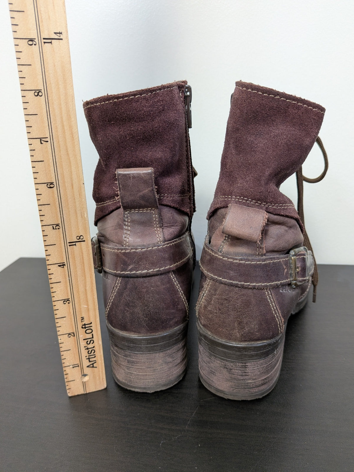Taos boots - 5.5
