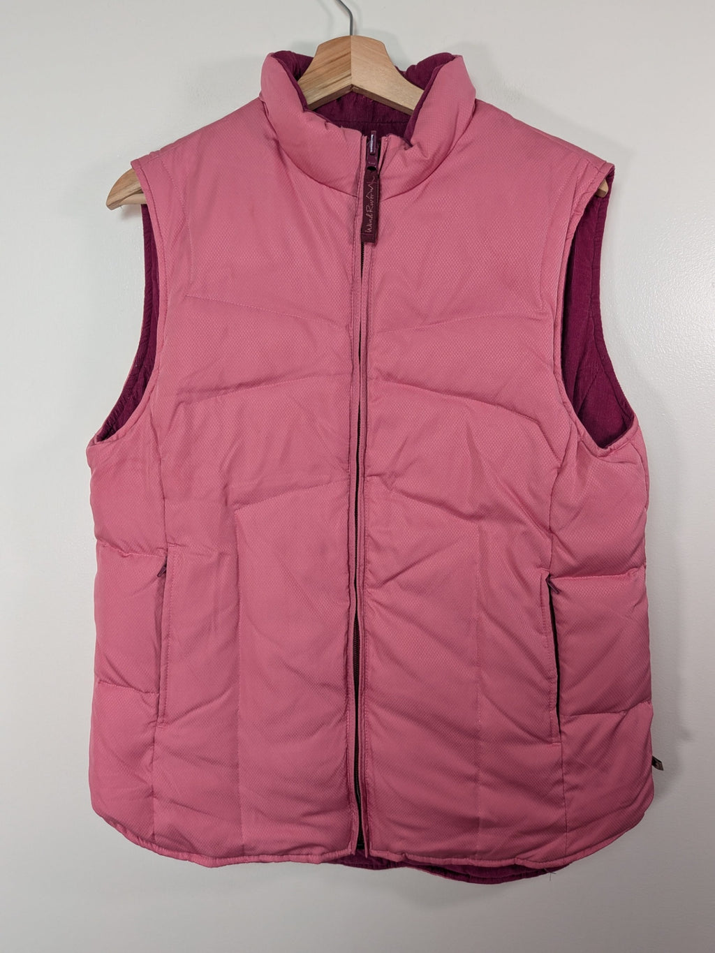 WindRiver reversible pink vest - M