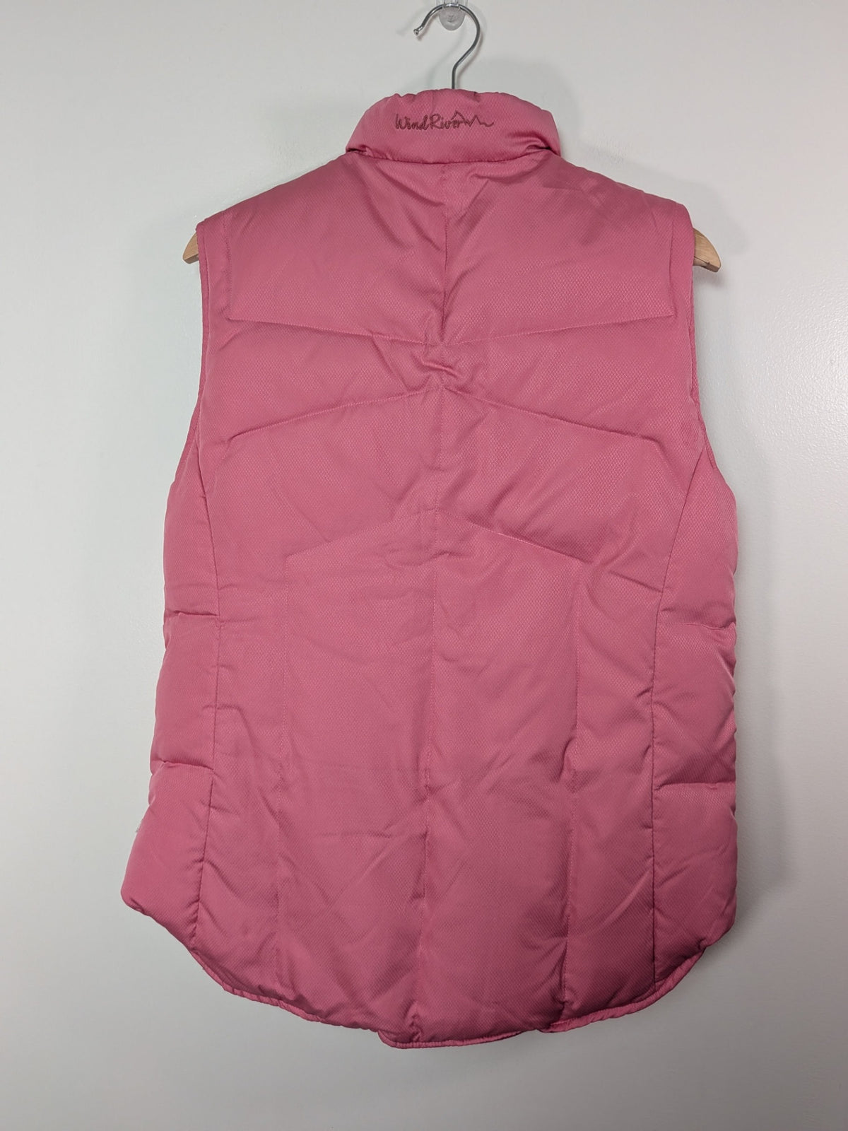 WindRiver reversible pink vest - M