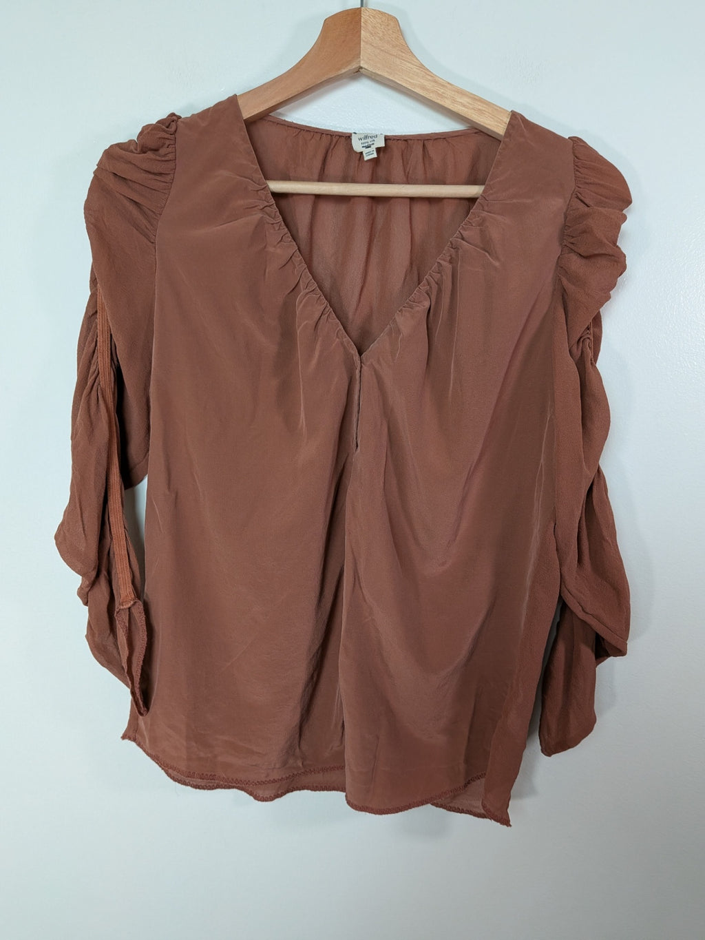 Wilfred 100% silk blouse - M