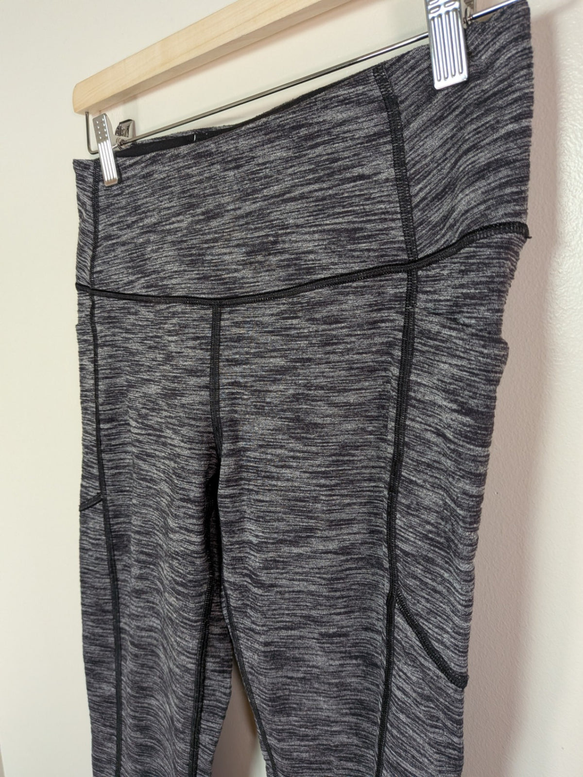 Victoria Secret grey leggings - M