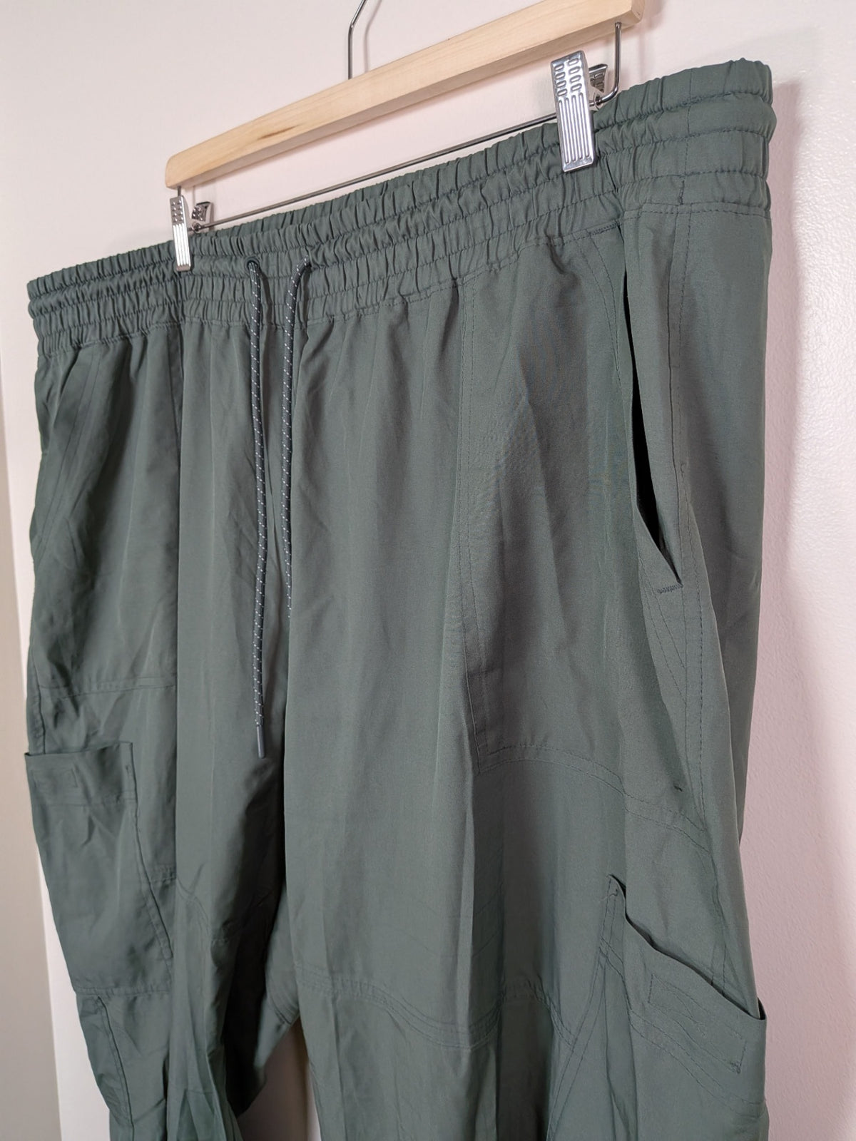 Old Navy stretchtech pants - XXL